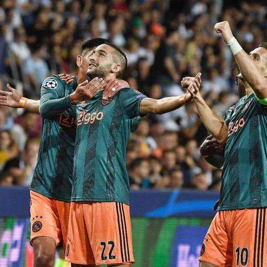 强攻到能够 强攻到能够