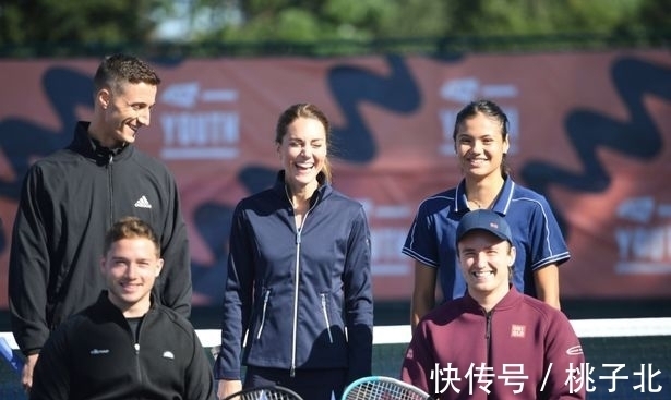 斯回到球队 斯回到球队