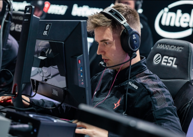 会取消引发 会取消引发