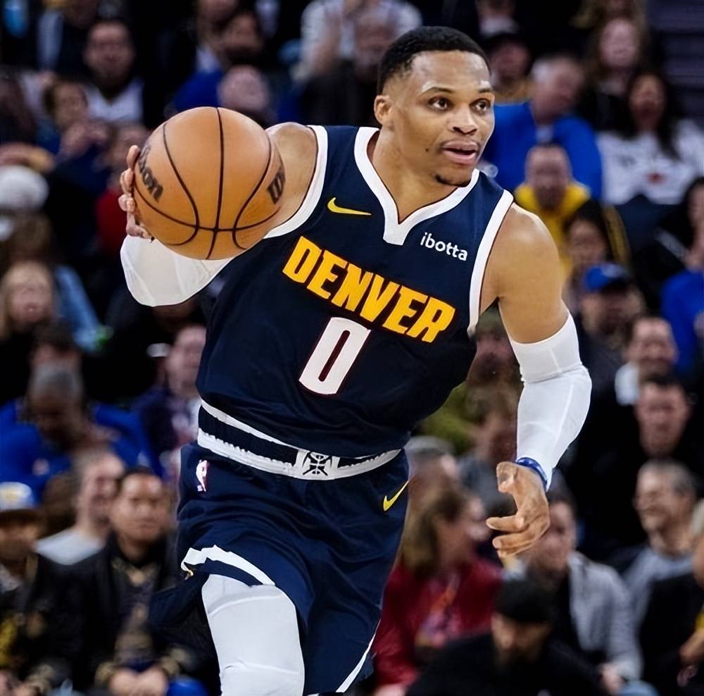 恰恰相反 恰恰相反