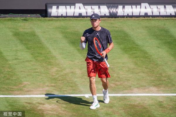 一边以角色 一边以角色